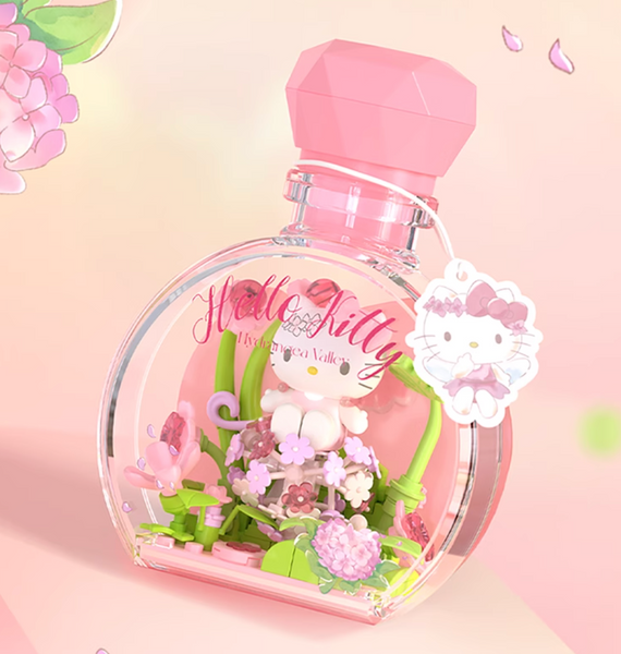 Wonder Moon x Sanrio Floral Perfume Bottle Building Blocks
