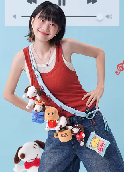 M&G Shop x Peanuts Snoopy So Cool Life Keychain Plush