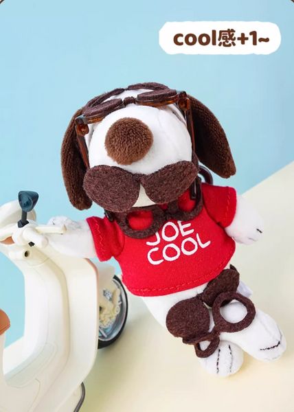M&G Shop x Peanuts Snoopy So Cool Life Keychain Plush