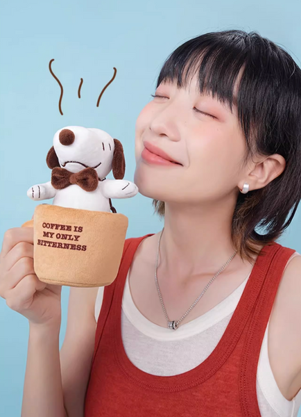 M&G Shop x Peanuts Snoopy So Cool Life Keychain Plush