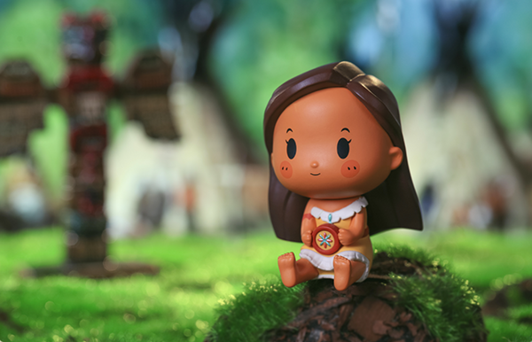 Pop Mart x Disney Princess Sitting