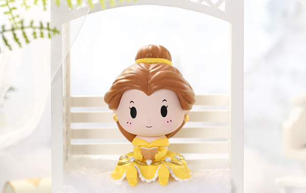 Pop Mart x Disney Princess Sitting