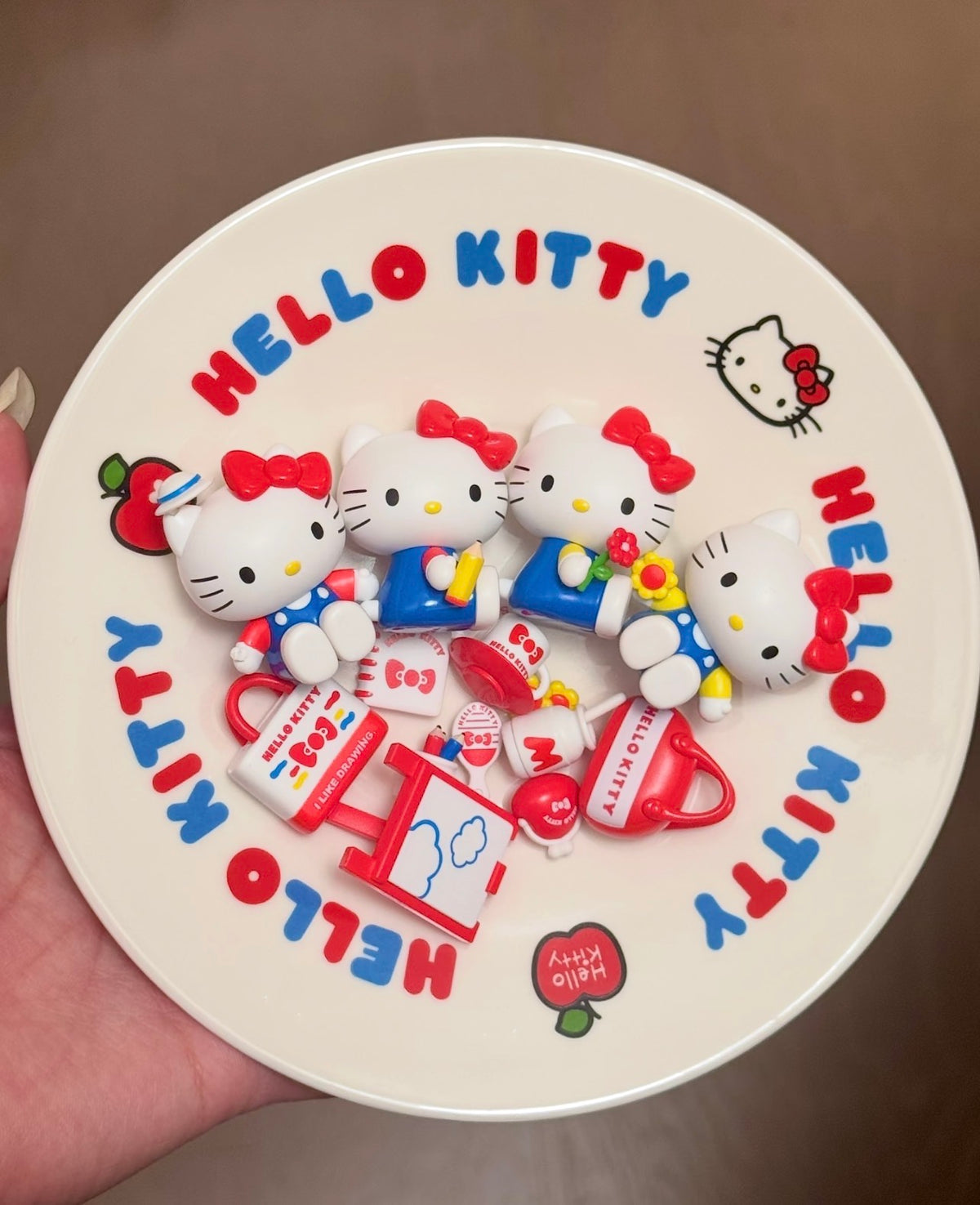 Moetch Mini x Sanrio Hello Kitty Daily Fun