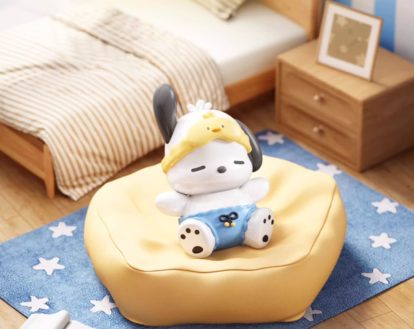 [Pre-Order, Ships Jun 2025] Holly Box x Sanrio Characters Soft Sofa with Scent