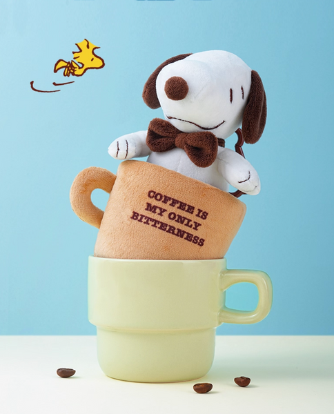 [Pre-Order, Ships Nov 2025] M&G Shop x Peanuts Snoopy So Cool Life Keychain Plush