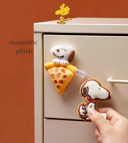 M&G Shop x Peanuts Snoopy Bakery Today's Specials Magnetic Plush