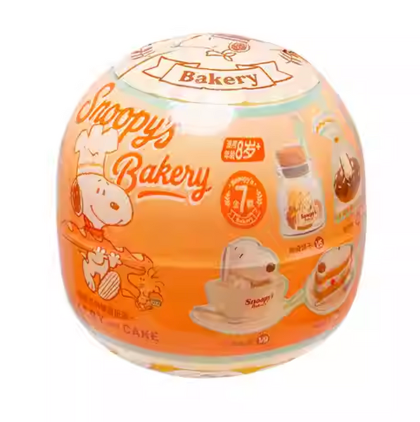 M&G Shop x Peanuts Snoopy Bakery Keychain Gashapon